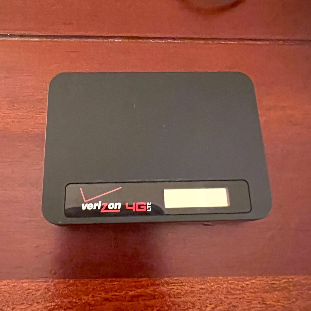 Verizon 4G Ellipsis Jetpack